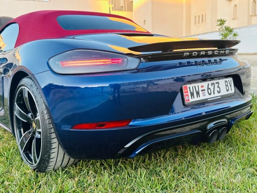 Porsche Boxster 718 2025 Style plus édition carbone