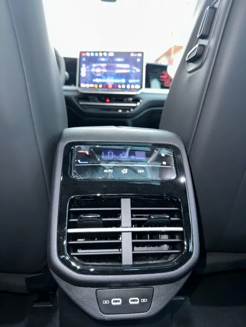 Volkswagen Passat 2026 PRO