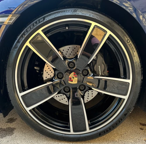 Porsche Boxster 718 2025 Style plus édition carbone