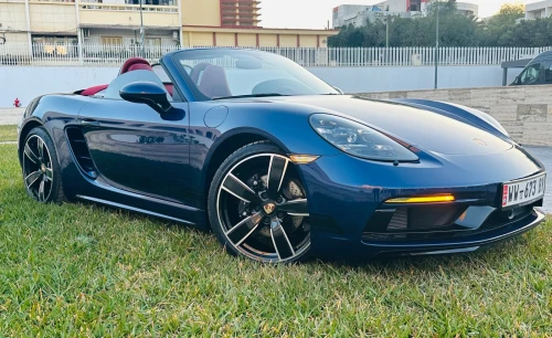 Porsche Boxster 718 2025 Style plus édition carbone