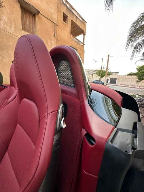 Porsche Boxster 718 2025 Style plus édition carbone