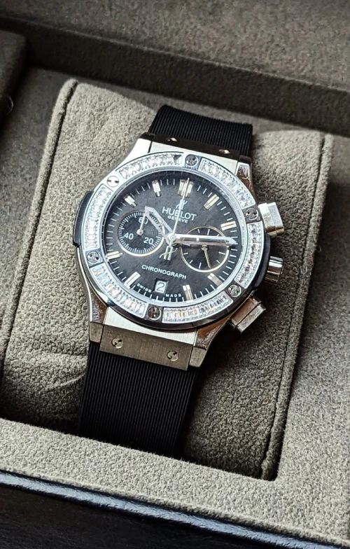 Montre Hublot Femme  Big Bang Chronographe (Coffret) 