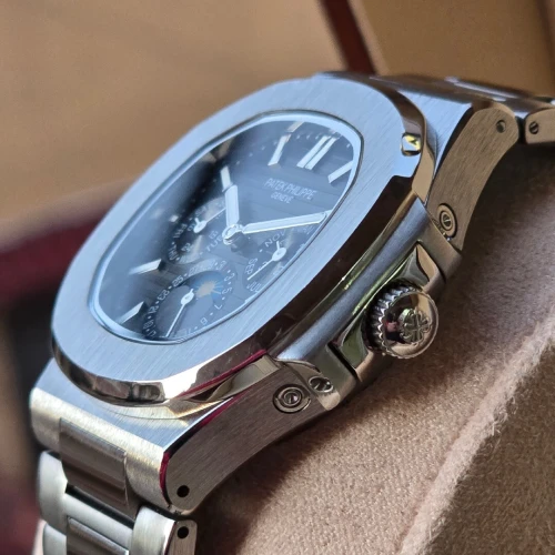 Montre Patek Philippe Nautilus Phase Coffret de Lune