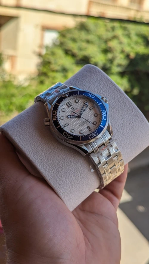 Montre Omega Seamaster Diver 300