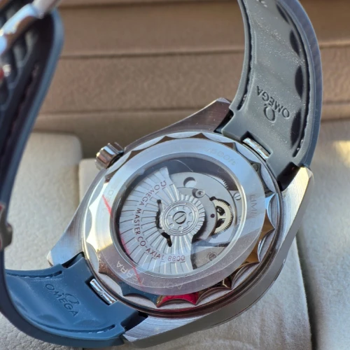 Montre Omega Seamaster Aqua Terra WorldTimer super Coffret
