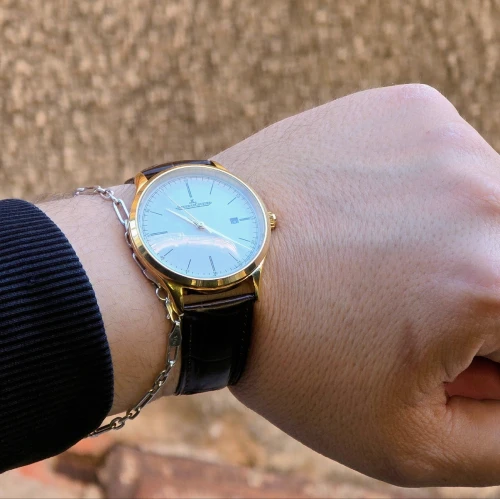 Montre Jaegre le Coultre Ultra Thin Date Maron