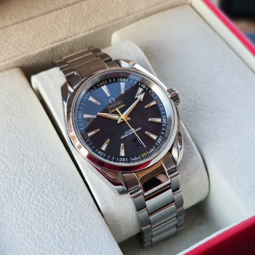 Montre Omega Seamaster Aqua Terra Coffret