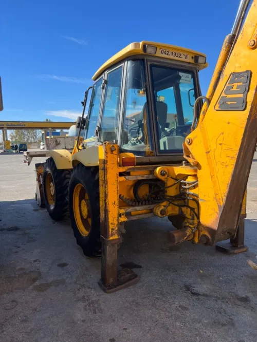 JCB Retrou chardjer 1998