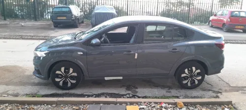 Dacia logan 2025 extrême