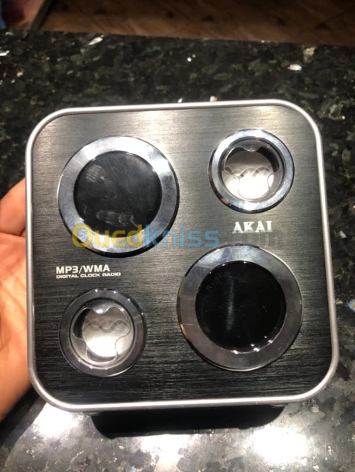 Radio AM/FM Akai AR-110N usb/mp3 