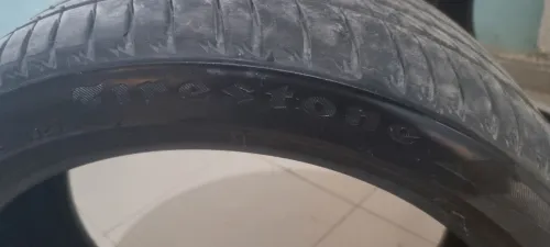 Firestone 225 40 R18 comme neuf