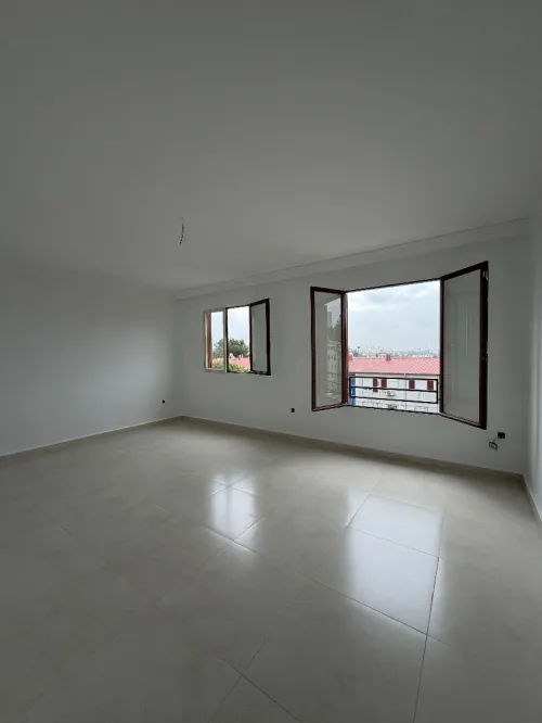Vente Appartement F4 Alger Dely brahim