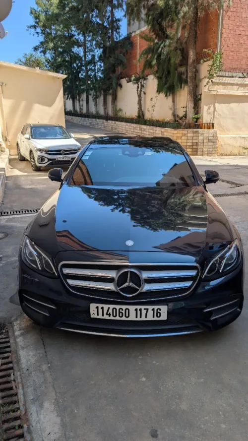 Mercedes Classe E 2017 AVANTGARDE Pack AMG