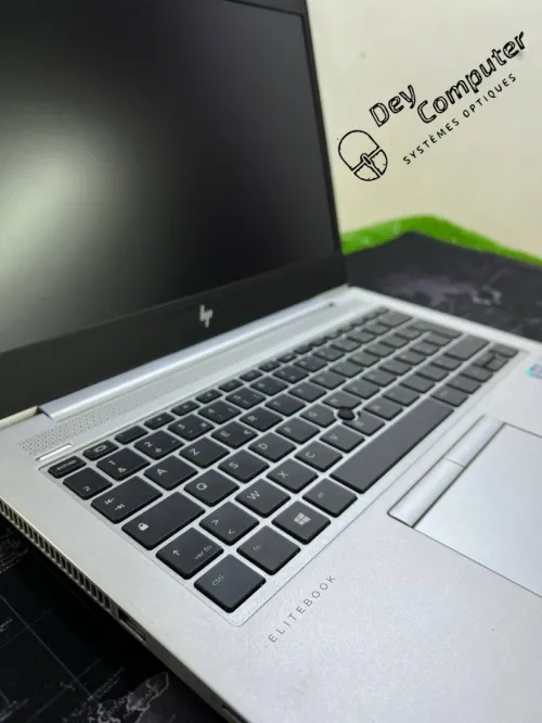 PC LAPTOP HP ELITEBOOK G5 830 / CPU I5 / 512 gb SSD / 8GB