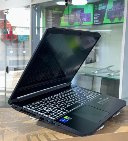 Laptop Gaming ACER NITRO 5 / RTX3060