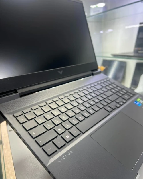 Laptop Gaming HP VICTUS / RTX3060 