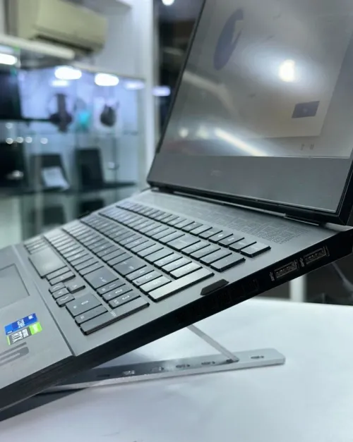 Laptop Gaming HP OMEN / I7-11GNR / RTX3050TI / 16GB RAM