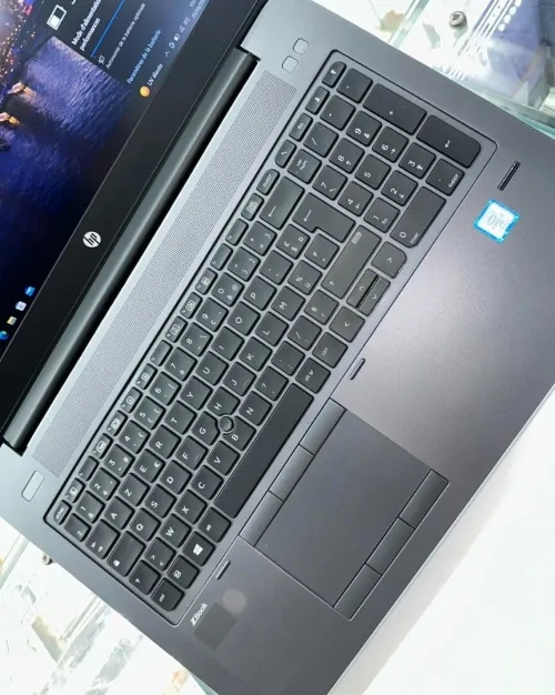 PC WORKSTATION Mobile HP ZBOOK 15 G4 / I7-7850 HQ/ 16GB RAM / QUADROO M1100 ( 4GB )