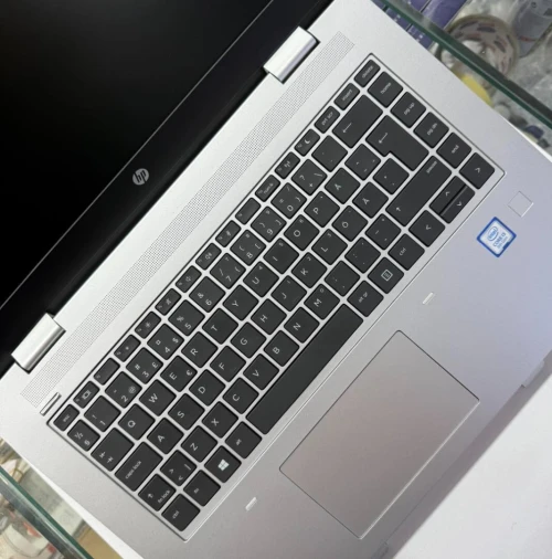LAPTOP HP PROBOOK G5 640 / I3-8GNR / 16 GB RAM  / 256 SSD 