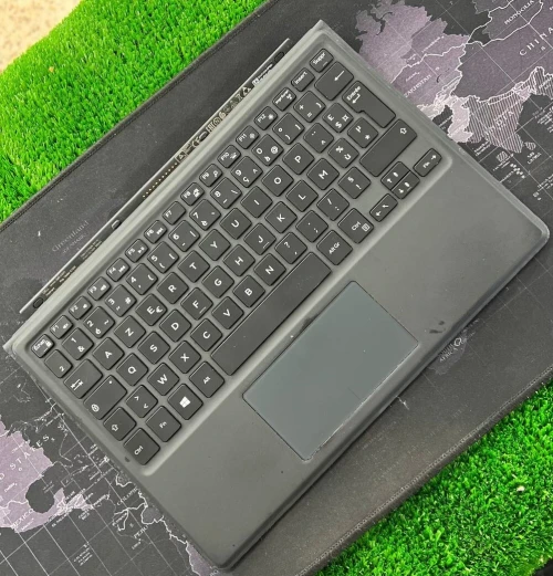 PC portable hybride 2-en-1 Détachable DELL LATITUDE 5290 
