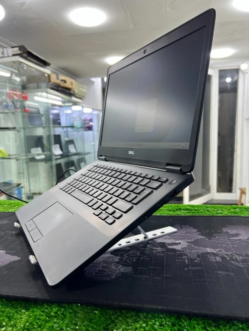 PC LAPTOP DELL LATITUDE E7470 