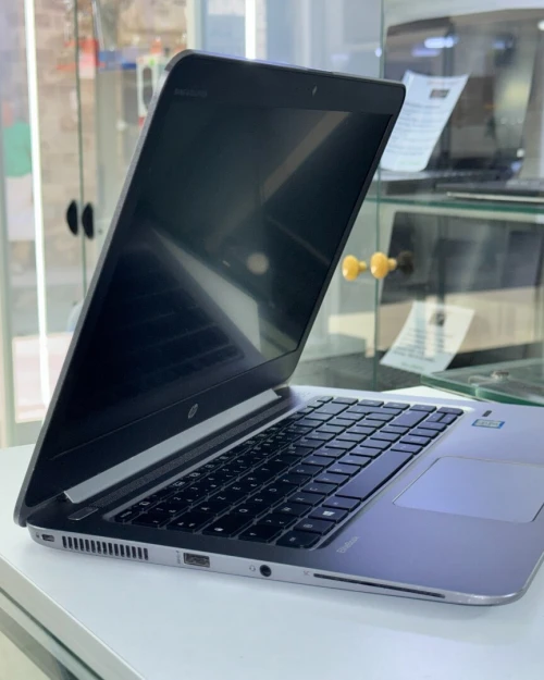 LAPTOP HP ELITEBOOK 1040 G3 / I5-6GNR VPRO / 8GB RAM / 256 SSD 
