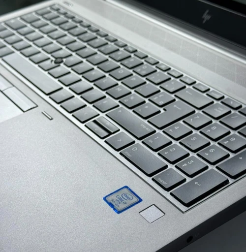 PC WORKSTATION Mobile HP ZBOOK 15 G6 / I7-9850H / 32GB RAM / 1TB SSD NVME / NVIDIA QUADRO T1000 4GB