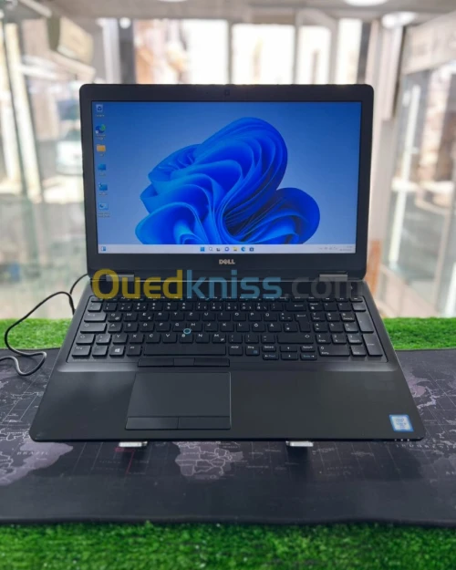 LAPTOP DELL LATITUDE E5570