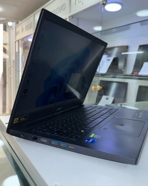 Laptop Gaming ACER / i5-12gnr / 16 GB RAM / RTX3050