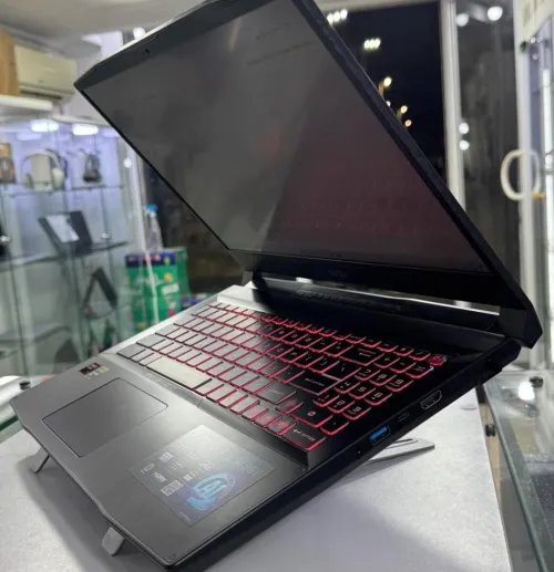 Laptop Gaming MSI KATANA A15 AI B8V ( 2024 ) / RYZEN 7 8845HS / RTX 4060 /165Hz Résolution 2560*1440
