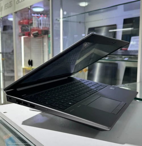 PC WORKSTATION Mobile HP ZBOOK 15 G6 / I7-9850H / 32GB RAM / 1TB SSD NVME / NVIDIA QUADRO T1000 4GB