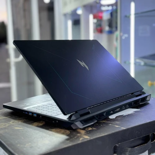 Laptop Gaming ACER NITRO 16 ( 2023 )  RYZEN 7 Série 7840HS / RTX 4060 8GB / 1TB SSD 