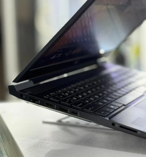 Pc Laptop Gaming HP OMEN16 /  I7-12700H @2.40Ghz / 16 GB RAM / RTX 3050TI 