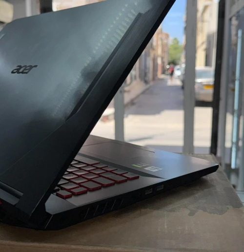 Laptop Gaming ACER NITRO  /  I5-10300H / GTX 1650 