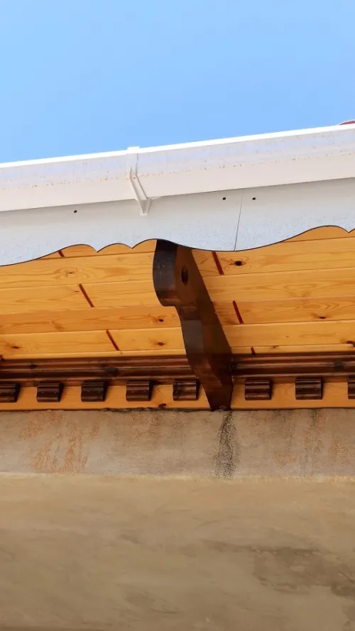Fournitures et pose charpente en bois, tuile,isolation et étanchéité