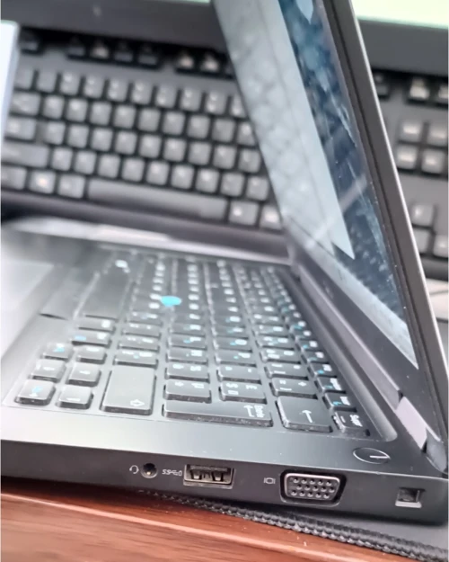 Pc Portable Dell Latitude 5490 i7-8eme 8GB 256GB Nvme 14" FHD