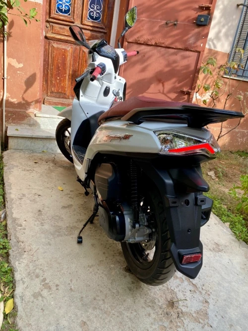 Sym St200 2025