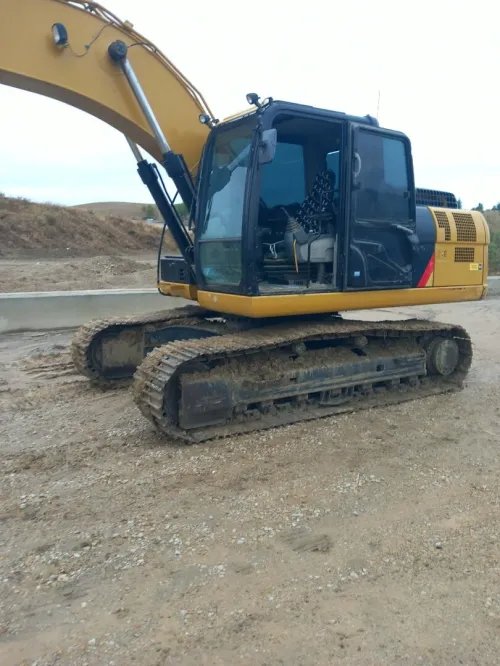 caterpillar caterpillar 320 DL 2018