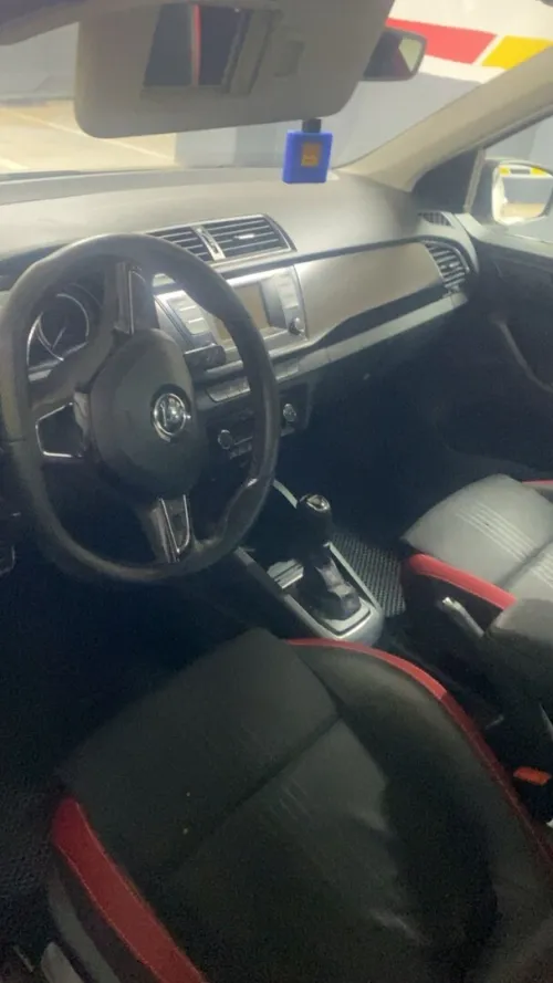 Skoda Fabia 2018 Style (avec toit panoramique)