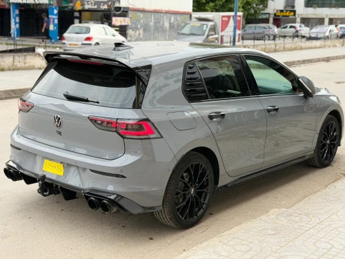 Volkswagen Golf 8 2025 R