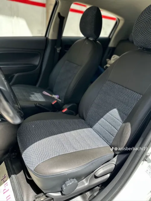 Mitsubishi Space star 2024 