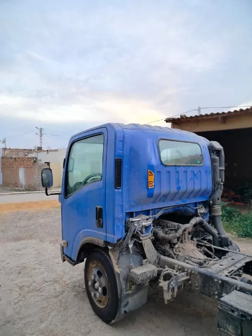 Isuzu 2013 2013