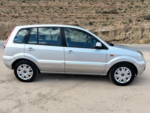 Ford Fusion 2010 