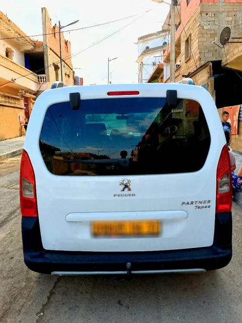 Peugeot Partner 2016 Tepee Outdoor