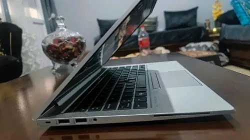 HP elitebook 845 G8