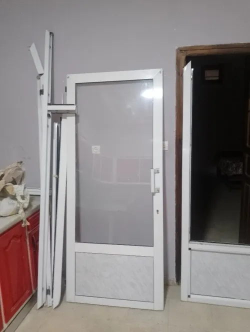 Avendre des portes en PVC