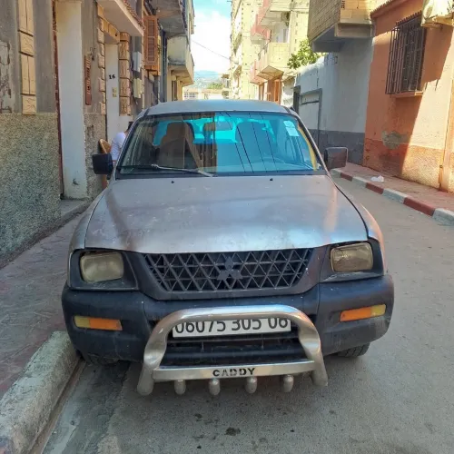 Mitsubishi L200 2005 L200
