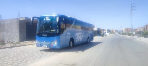 2 BUS POUR LOCATION