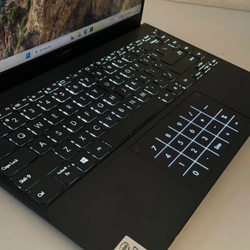 Asus ZenBook 14 i7 10eme Generation Ram 16 Gb Stockage 512 Gb
