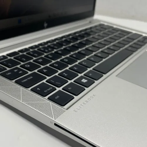 HP Elitebook 830 G8 i5 11eme Generation Ram 8 Gb Stockage 256 Gb